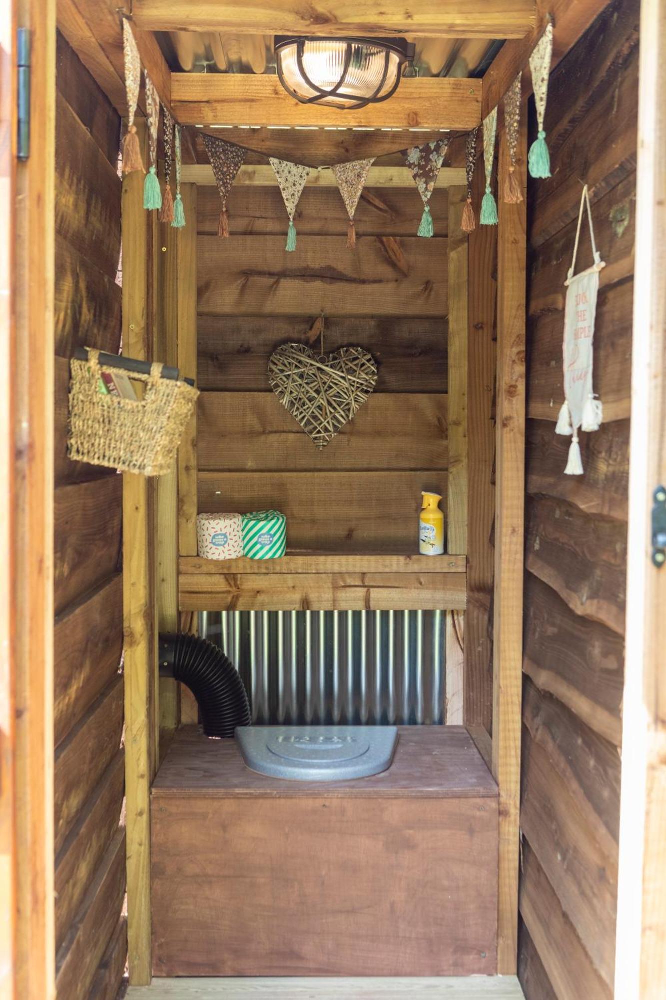 Stargazer Glamping Uk Andromeda 6 People Ross-on-Wye Exterior foto
